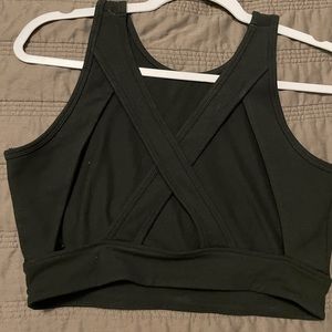 Victoria Sport crop tank Medium